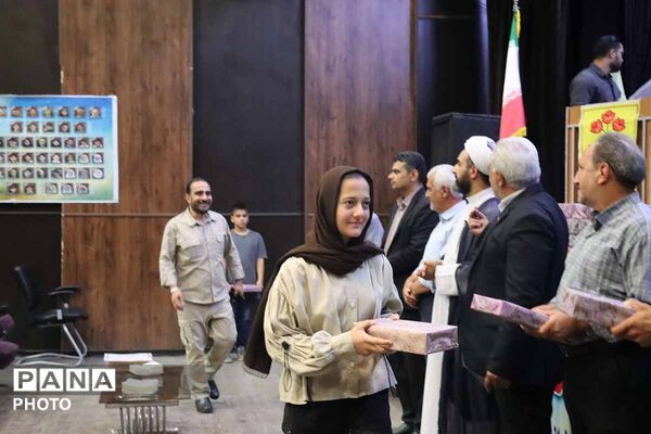 تابستانِ پربارِ دانش‌آموزان گرمه‌ای با تجلیل از ۲۲۰ برگزیده به پایان رسید

