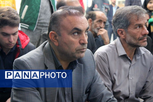 مدیرکل آموزش و پرورش استان در نماز جمعه شهربن