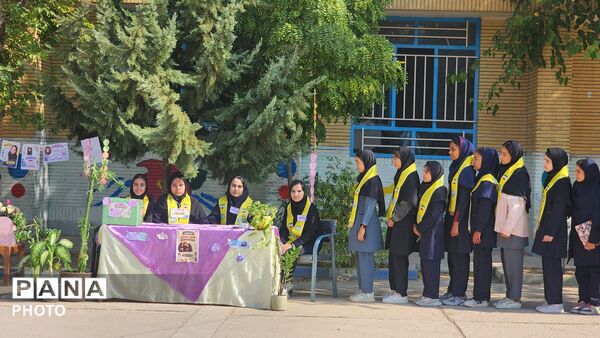 انتخابات همیار مشاور مدرسه بنت‌الهدی یاسوج همزمان با هفته بهداشت روان برگزار شد