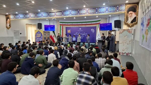 صبحگاه مدرسه نسل آفتاب با رویکردی کاملاً متفاوت و نوآورانه