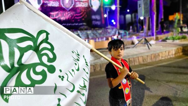 نوجوانان رشتخوار هم‌نوا با حضرت قاسم(ع) در آیین «احلی من العسل»