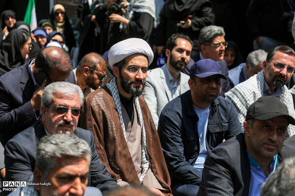 بیعت معلمان با رهبر معظم انقلاب