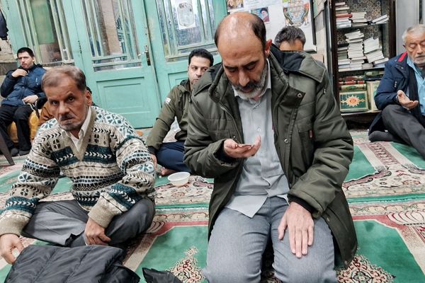 حضور دانش‌آموزان معتکف ناحیه دو شهرری در جلسات بصیرتی