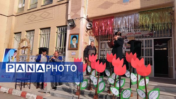 جشن بزرگ دانش‌آموزی فجر انقلاب اسلامی  در اهر