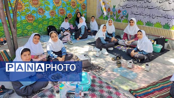 صبحانه سالم به‌مناسبت هفته سلامت در مدرسه نسترن آشخانه