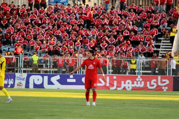 بازی بدون گل تراکتور و فجر سپاسی