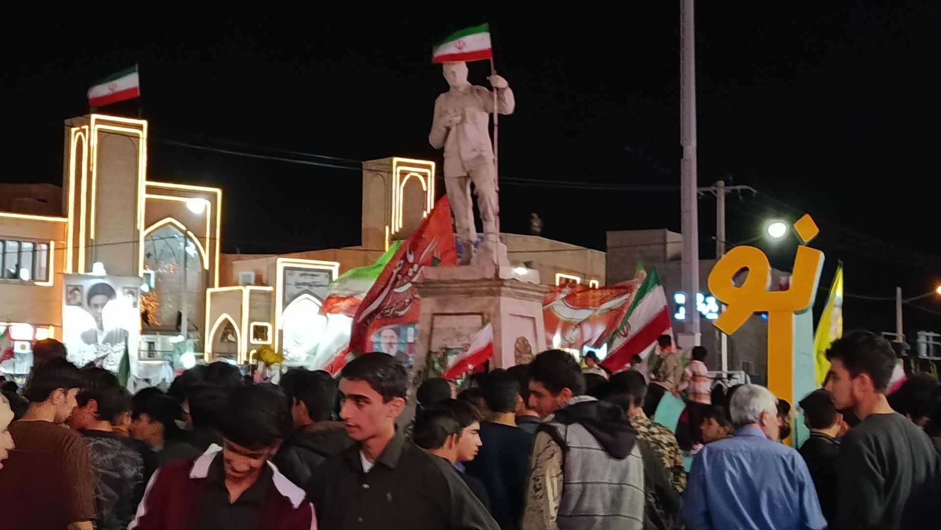 میدان مقاومت و مقاومت میدانی در گلبهار