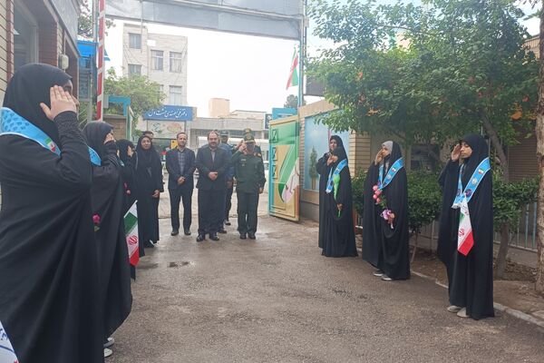 برگزاری مراسم بزرگداشت روز معلم در نیشابور 