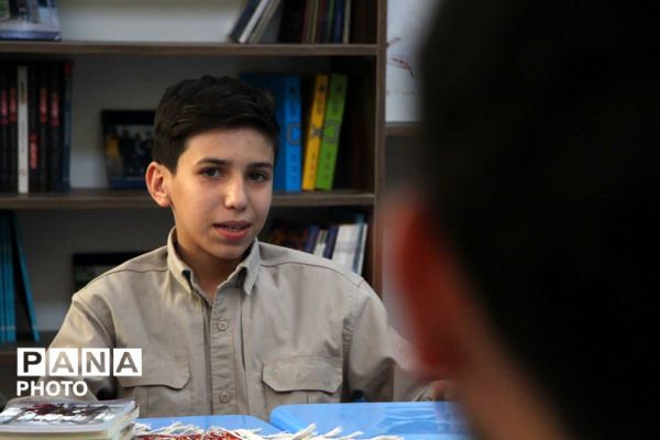 برگزاری جلسه سفیران کتاب یزد با نویسنده کتاب «فرمانده سری»