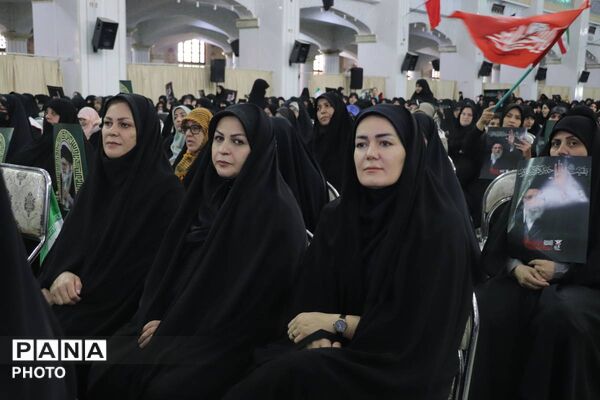 مراسم اربعین  «رهبر شهید» در مصلی امام خمینی(ره) تبریز