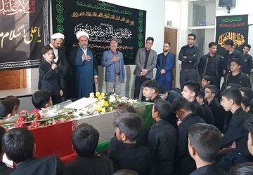 استقبال از شهید گمنام در دبیرستان امام حسین زارچ
