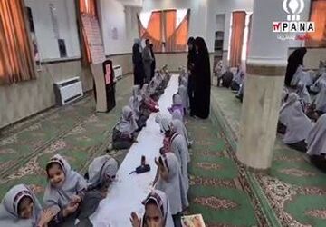 آواز رنگ‌ها در دل نقاشی همگانی دانش‌آموزان روستای گردکوه مهریز