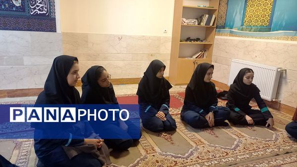 حلقه صالحین و سه‌شنبه‌های مهدوی در دبیرستان فرزانگان استعداد درخشان ملارد