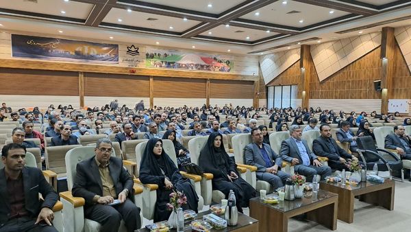 آشنایی معلمان تربت‌حیدریه با مبانی هوش مصنوعی