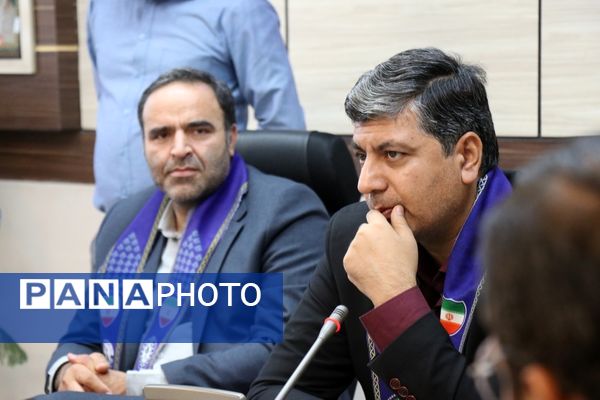 تجلیل از خبرنگاران برتر ناحیه دو مشهد با حضور مسئولان استانی