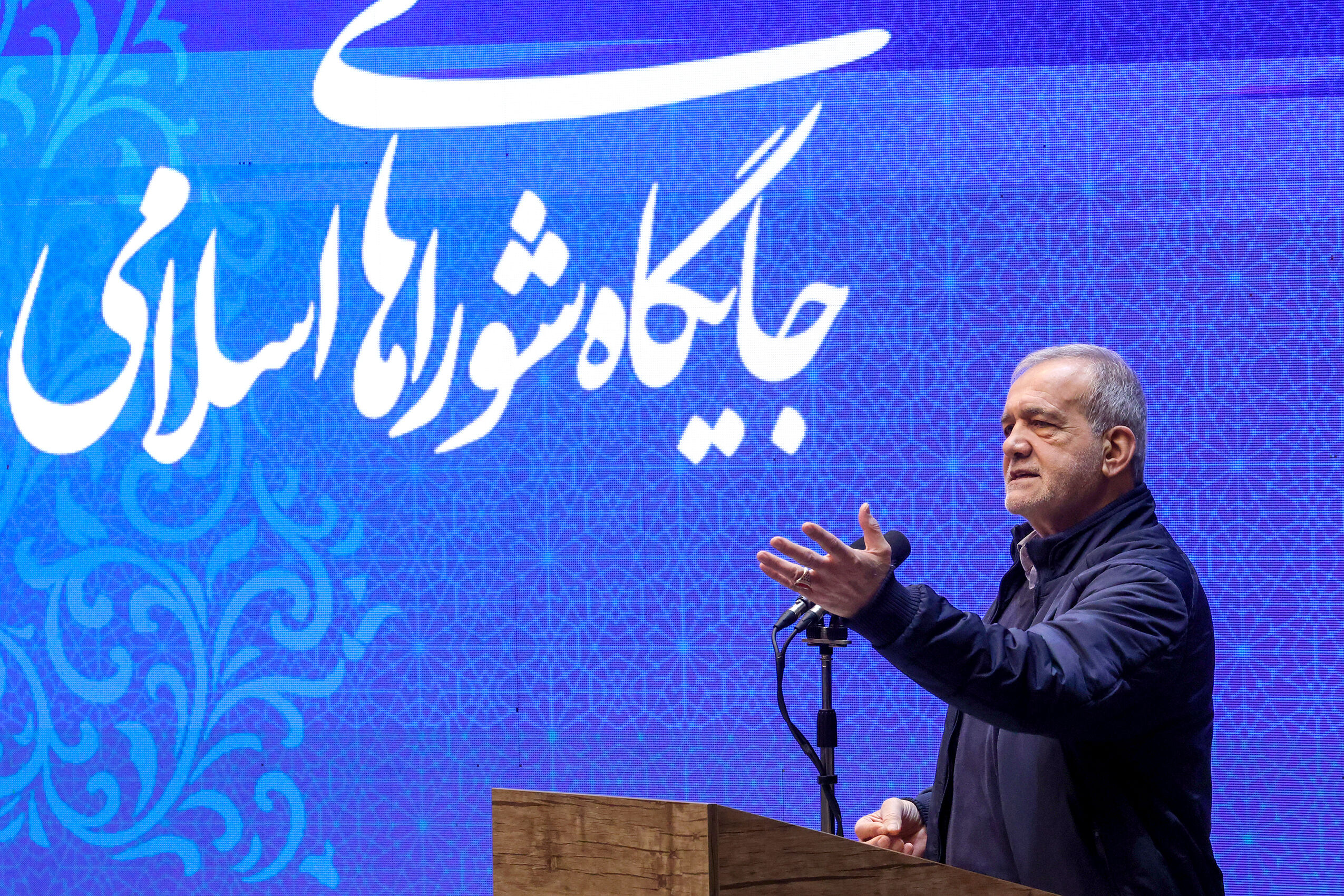 مسیرهایی که به رانت و رشوه منجر می‌شود را قطع می‌کنیم/ منافع شخصی و گروهی را کنار بگذاریم