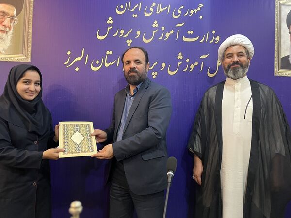 برگزاری نشست شورای دانش‌آموزی استان البرز
