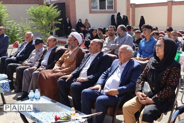 آیین افتتاح مدرسه خیرساز شهید قبادیان در روستای هفت‌جوبه