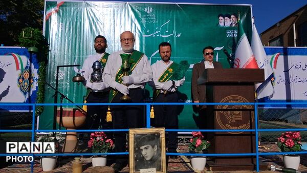 آغاز سال تحصیلی با حضور سخنگوی آموزش و پرورش در مدرسه شهید حسین گلزاری