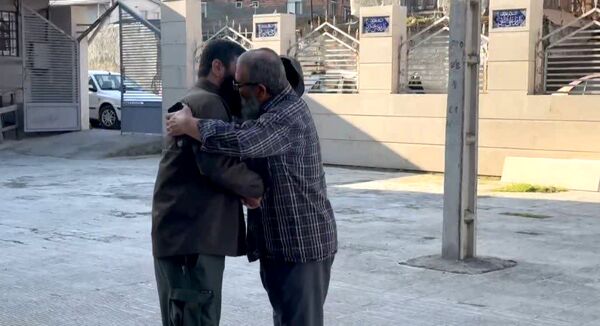 شکوه بندگی در نماز عید فطر گلوگاه