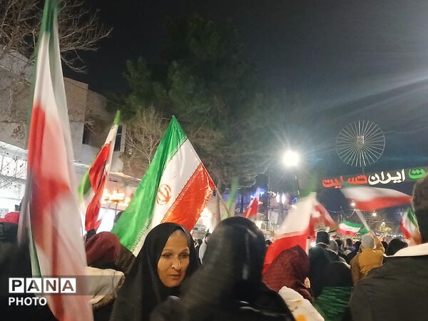 فریاد همبستگی از خیابان‌های نیشابور