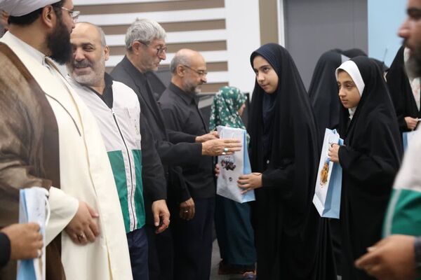برگزاری آیین شکرانه خدمت کانون‌های خدمت رضوی استان زنجان