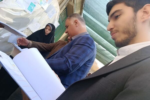 نمایشگاه دستاوردهای دانش آموزی در دبستان دخترانه وحیدکیهانی ناحیه یک شهرری