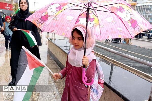 روز قدس با پویش کوله‌پشتی فرشته‌ها در شیراز