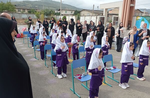 جشن شکوفه‌ها در گلوگاه 