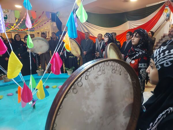  نمایشگاه دستاوردهای دانش آموزان در کردستان