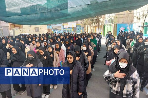 جشن دهه فجر و اعیاد شعبانیه در مدارس ناحیه دو شهرری 