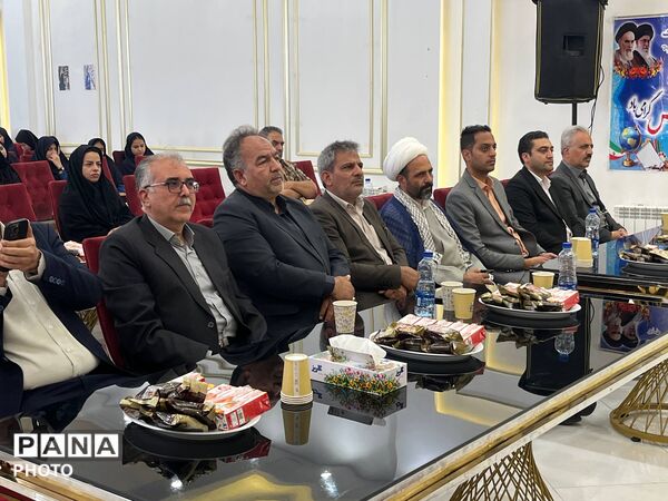 جشن جوانه ها در دبیرستان علامه حلی بیرجند