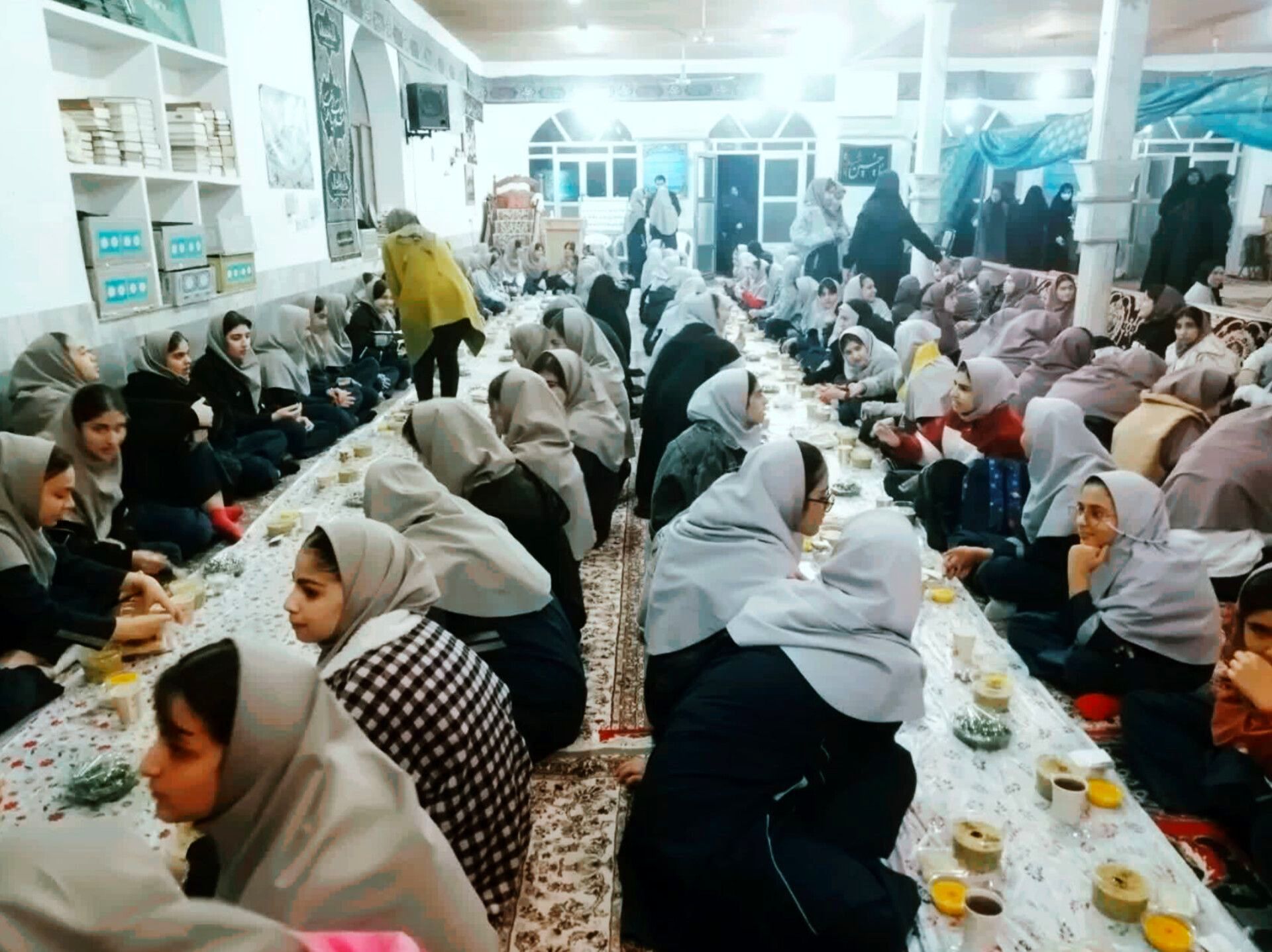 ضیافت افطاری در ماه مهمانی خدا