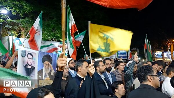 خرم آباد در عید غدیر صحنه‌ای باشکوه از وحدت و ولایتمداری خلق کرد