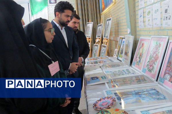 افتتاحیه هفته ماها و جشنواره فرهنگی هنری امید فردا