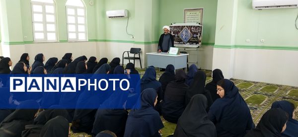 گرامیداشت ایام فاطمیه در مدارس پارسیان