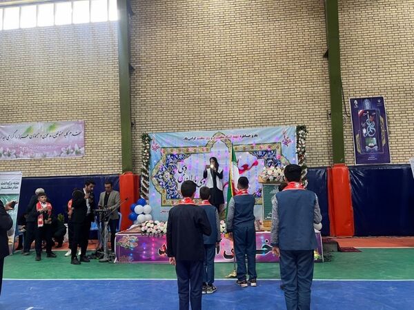 همایش هفته بزرگداشت مقام معلم در شهر آشخانه