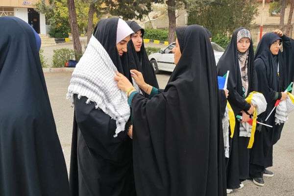 در مسیر تهران، در جست‌وجوی نور