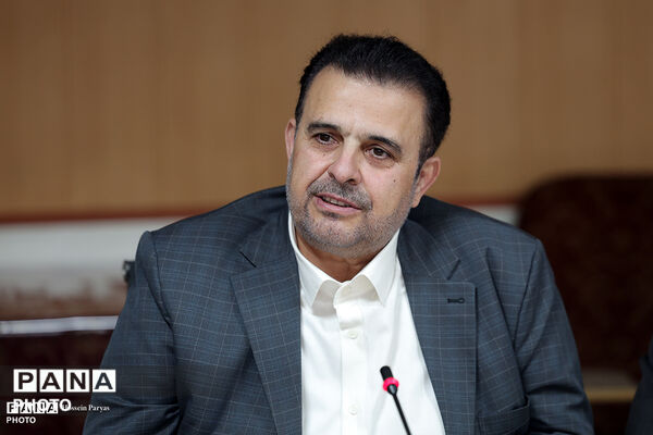 جلسه هماهنگی و هم افزایی بین دبیرخانه کمیسیون تخصصی توسعه آموزش عمومی قرآن کشور و معاونت آموزش متوسطه