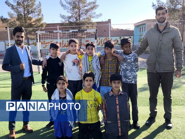مسابقات فوتبال دبستان شهید پسندیده روستای فدافن شهرستان کاشمر 