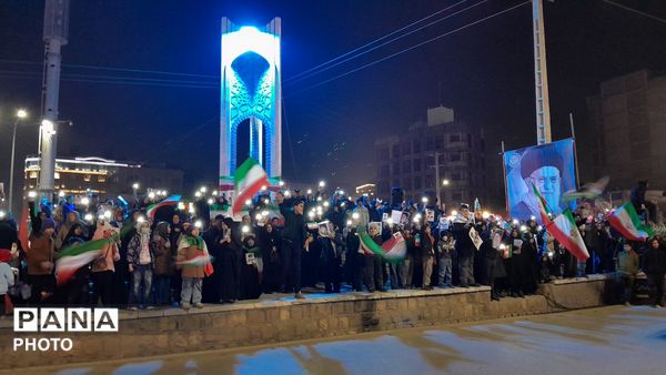 قاب هایی از حضور-۱