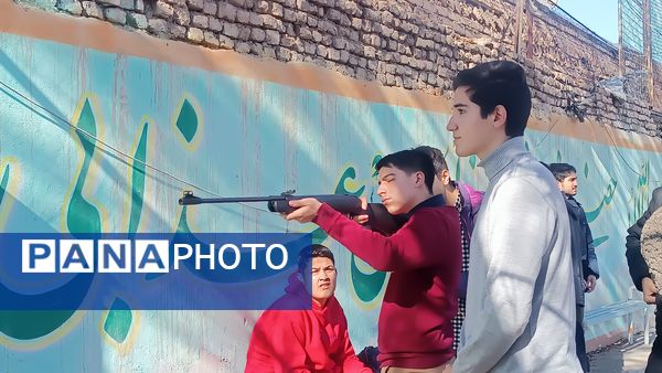 برگزاری مسابقات تیراندازی در دبیرستان شاهد ابوذر غفاری 