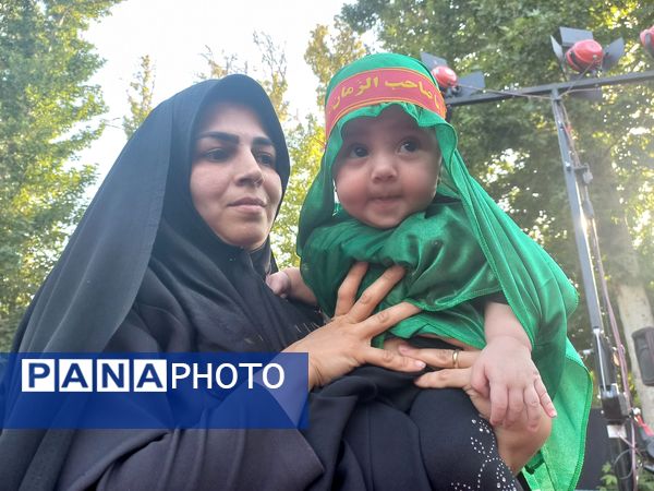  مراسم شیرخوارگان حسینی در باغ فردوس استان اصفهان