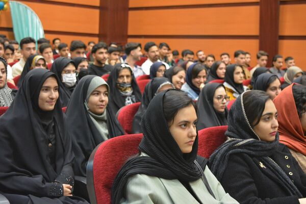 تجلیل از افتخارآفرینان کنکور