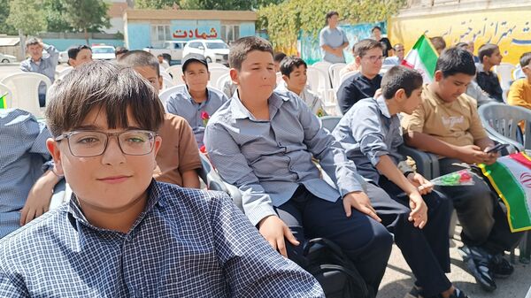 همزمان با سراسر کشور زنگ جوانه‌ها در یاسوج به صدا در آمد