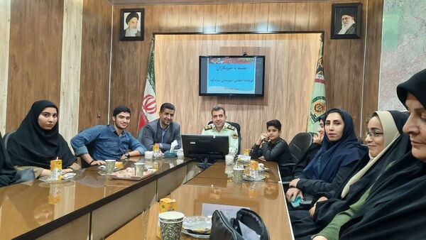 تقدیر از دانش‌آموز خبرنگاران پانا و باشگاه خبرنگاری پلیس در سوادکوه