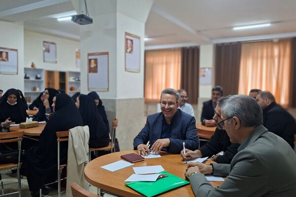 کارگاه آموزشی مدیران مدارس تراز قرچک
