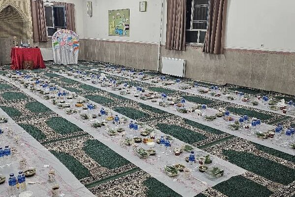 اردوی افطار تا سحر در دبیرستان دخترانه معرفت کهریزک 