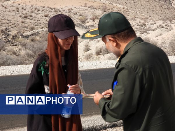 پیاده‌روی جاماندگان اربعین در فراشبند