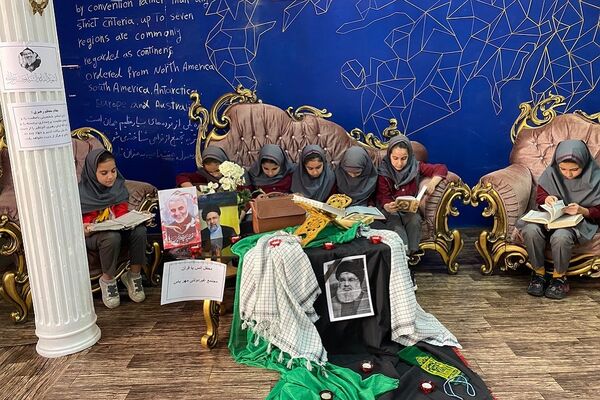 برپایی محافل انس با قرآن یادبود سیدحسن نصرالله در مدارس رودهن 